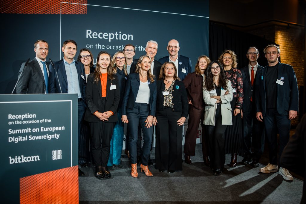 « L’Europe ne veut pas être « le vassal » technologique des États-Unis et de la Chine »*